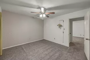 105 Broken Bough Ln, Conroe, TX 77304 - Photo 30