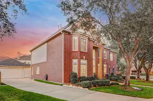 4811 Shady Spruce Ct, Katy, TX 77494 - Photo 2