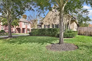 15615 Marble Canyon Way, Houston, TX 77044 - Photo 2