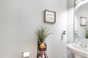 15615 Marble Canyon Way, Houston, TX 77044 - Photo 20