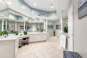 15615 Marble Canyon Way, Houston, TX 77044 - Photo 30