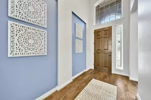 6718 Sotoria Ln, Sugar Land, TX 77479 - Photo 4