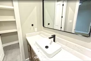 4 Lake Forest Dr, Conroe, TX 77384 - Photo 28