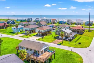 22022 Zachary Dr, Galveston, TX 77554 - Photo 32