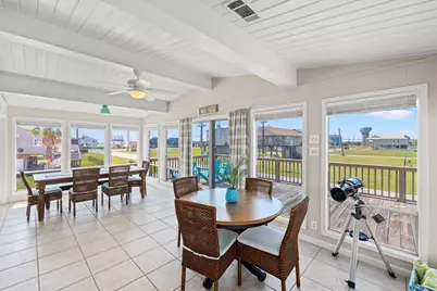 22022 Zachary Drive, Galveston, TX 77554 - Photo 8