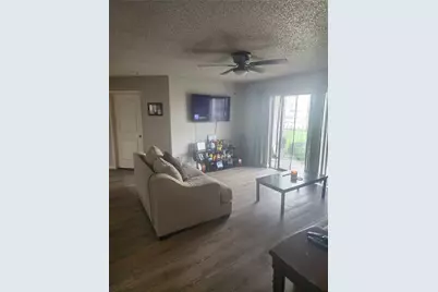 2816 S Bartell Drive #4, Houston, TX 77054 - Photo 4