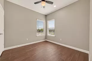 8321 Coma St, Houston, TX 77051 - Photo 8