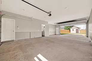 8321 Coma St, Houston, TX 77051 - Photo 20