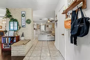 2818 Ellington St, Houston, TX 77088 - Photo 8