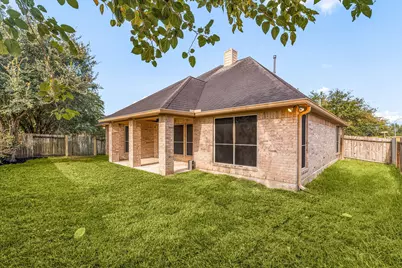 2407 Quiet Arbor Lane, Pearland, TX 77581 - Photo 2