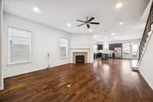 1113 E 27th St, Houston, TX 77009 - Photo 2