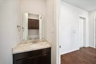 1113 E 27th St, Houston, TX 77009 - Photo 12