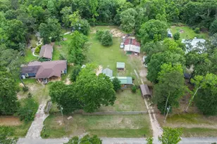 21940 Strickland Ln, Cleveland, TX 77328 - Photo 2