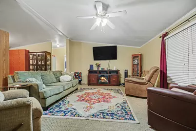 10641 County Road 583B, Alvin, TX 77511 - Photo 4