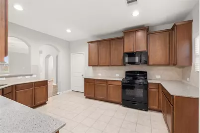 13602 Kodiak Brown Bear Street, Crosby, TX 77532 - Photo 16