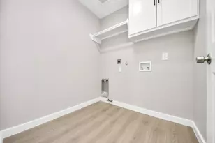 305 Mayford St, Houston, TX 77076 - Photo 26