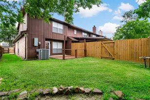 542 Birdsong Dr, League City, TX 77573 - Photo 2