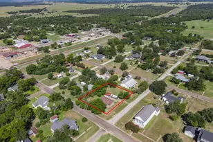 307 E Barton St, Calvert, TX 77837 - Photo 22