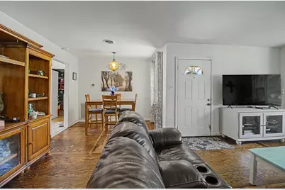 307 E Barton Street, Calvert, TX 77837 - Photo 6