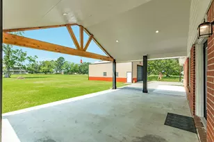 154 Horse Shoe Trail, Angleton, TX 77515 - Photo 16