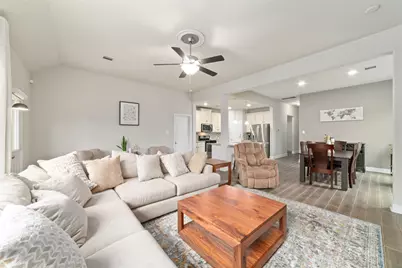 1902 Emerald Breeze Court, Pearland, TX 77089 - Photo 14