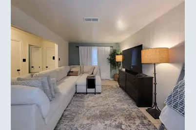 118 W Vashti Drive, Houston, TX 77037 - Photo 2