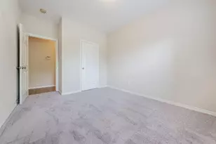 13727 Charterhouse Way, Sugar Land, TX 77498 - Photo 16