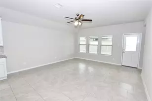 1303 Keaton Ct, Rosenberg, TX 77469 - Photo 6