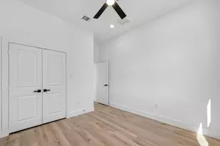 3319 Nettleton St, Houston, TX 77004 - Photo 32