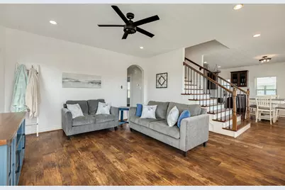 3906 Pirates Beach Blvd Court, Galveston, TX 77554 - Photo 4