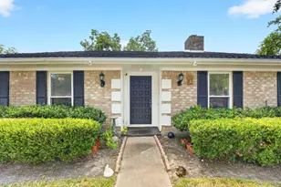 12823 Westhorpe Dr, Houston, TX 77077 - Photo 2