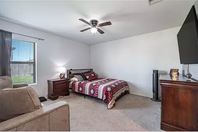 269 Bennett Loop, Angleton, TX 77515 - Photo 10