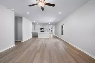 12207 Ridge Top Dr, Conroe, TX 77304 - Photo 12