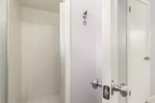 1962 Shadow Rock Dr, Houston, TX 77339 - Photo 18