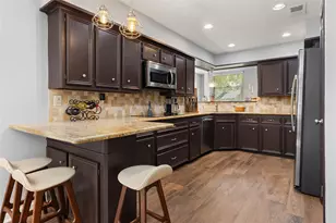 1962 Shadow Rock Dr, Houston, TX 77339 - Photo 10