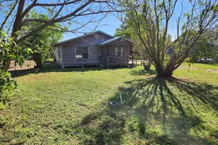 124 Co Rd 466, Alice, TX 78332 - Photo 1