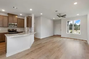 613 Rockbridge Dr, Huntsville, TX 77340 - Photo 10