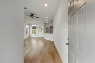 613 Rockbridge Dr, Huntsville, TX 77340 - Photo 4