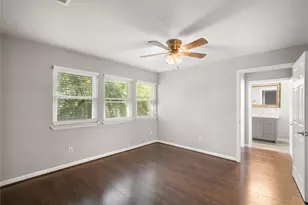 54 Sawmill Grove Ln, The Woodlands, TX 77380 - Photo 12