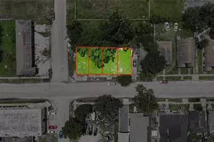 2624 Lorraine St, Houston, TX 77026 - Photo 1