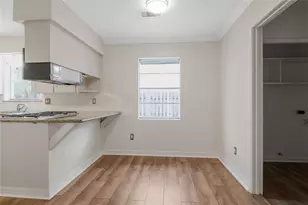 2009 N Palm Ct, Pasadena, TX 77502 - Photo 8