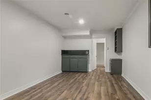 2009 N Palm Ct, Pasadena, TX 77502 - Photo 10