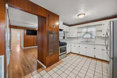 5201 Irvington Boulevard, Houston, TX 77009 - Photo 12