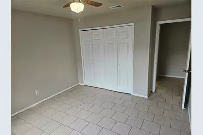 10111 Wild Hollow Lane, Houston, TX 77088 - Photo 6