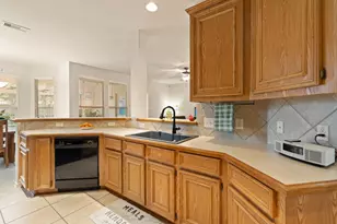 11023 Anilu Dr, Richmond, TX 77406 - Photo 14