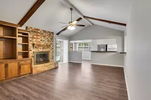 2030 Lone Rock Dr, Houston, TX 77339 - Photo 4