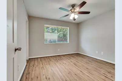 2030 Lone Rock Drive, Houston, TX 77339 - Photo 24