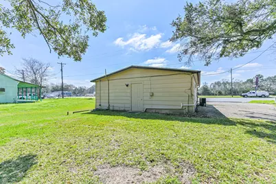 2466 W Highway 6, Alvin, TX 77511 - Photo 6