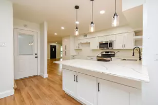 5019 Stillbrooke Dr, Houston, TX 77035 - Photo 10