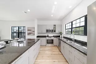 11934 S Hoa Sen Circle, Houston, TX 77072 - Photo 6